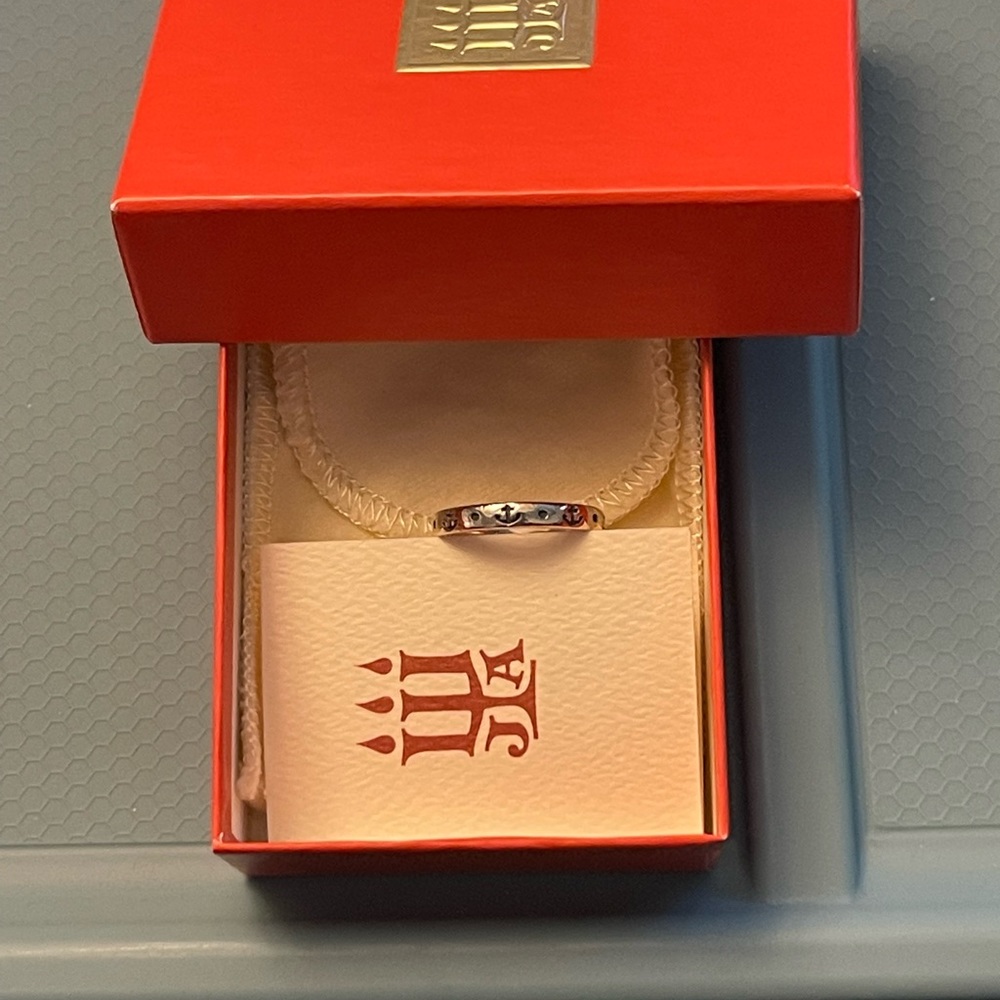 Anchor ring